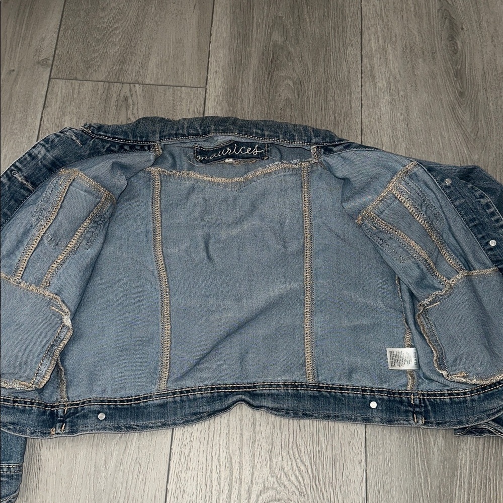 Maurices Classic Blue Jean Jacket size Small - Picture 5 of 9